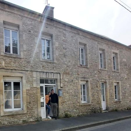 La Petite Dame De Bayeux Villa Exterior foto